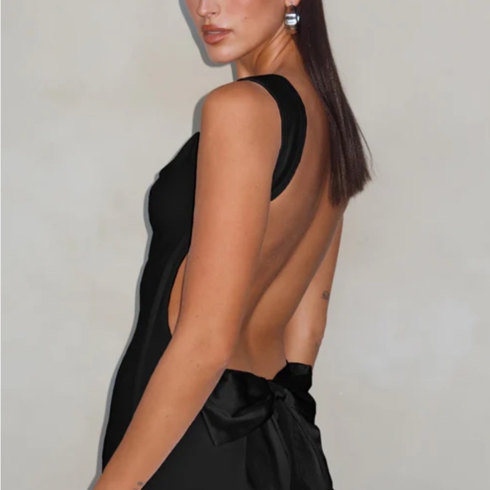 Tiger Mist Black Backless Dress